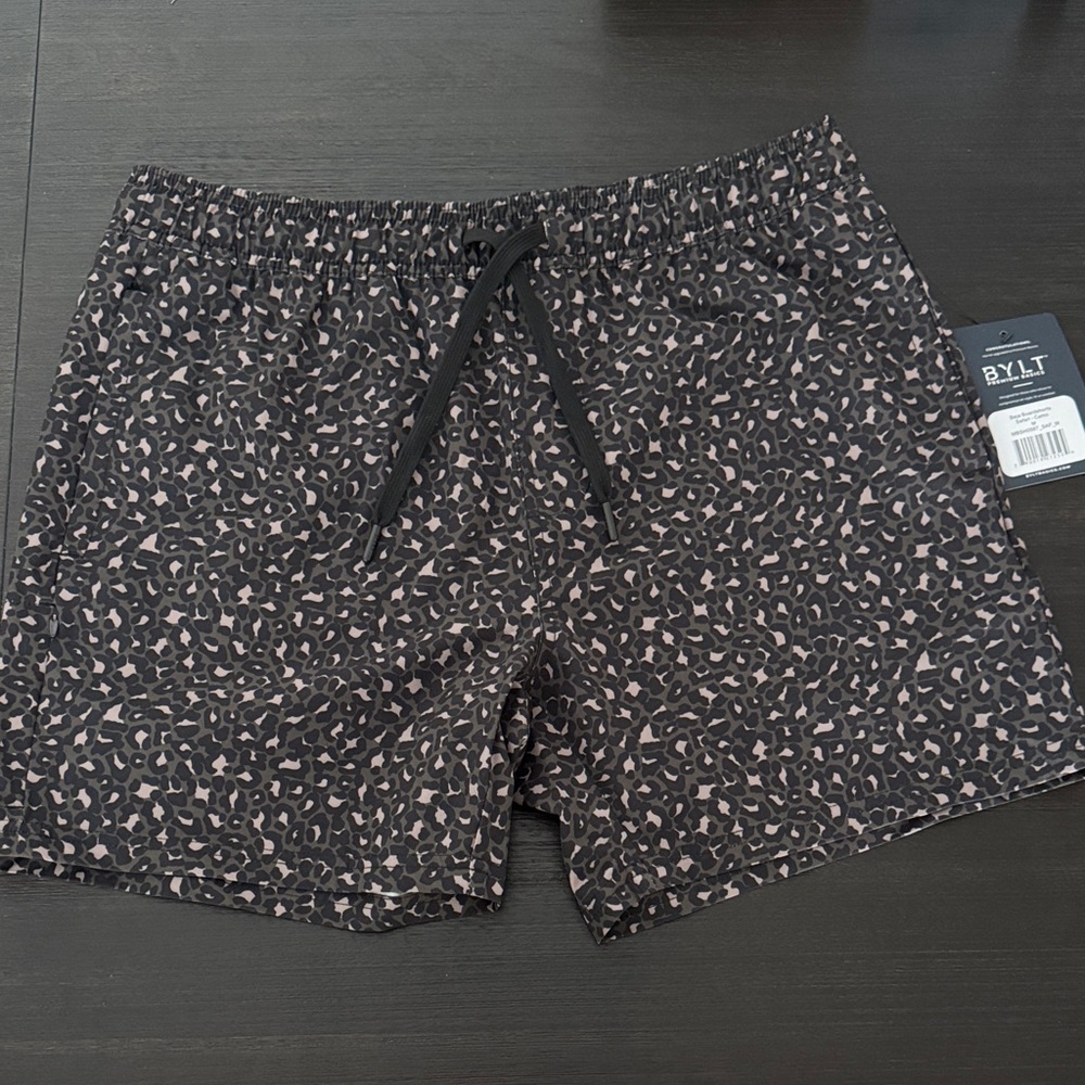 NWT BYLT Basics Baja Board short Safari-Camo